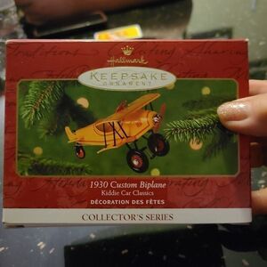 VINTAGE HALLMARK KEEPSAKE ORNAMENT‎